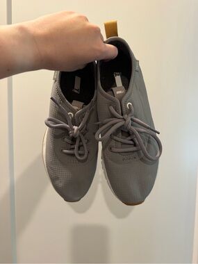 Women’s True Linkswear Gray Golf Shoes Size 7.5